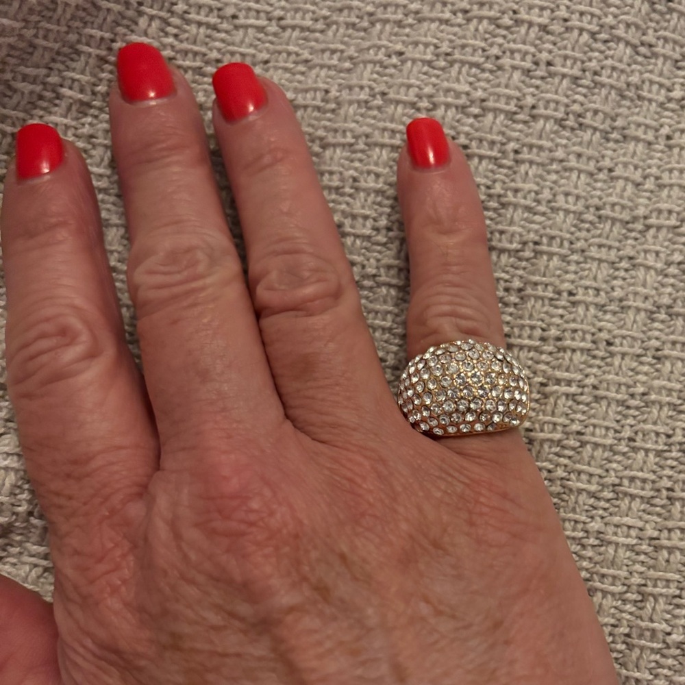 NWOT - Rose Gold Tone and Crystal Ring